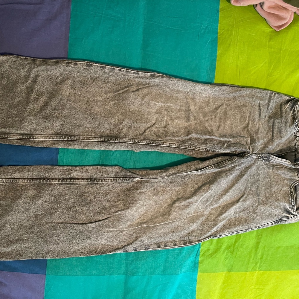 H&M Gray Straight Leg Jeans Casual Style